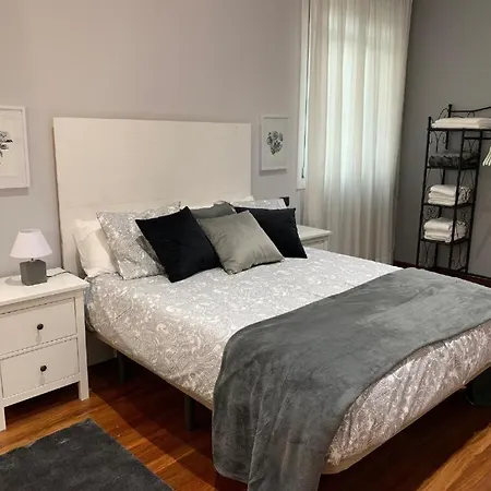 En Pleno Centro De Y Muy Cerca Del Guggenheim Apartman Bilbao